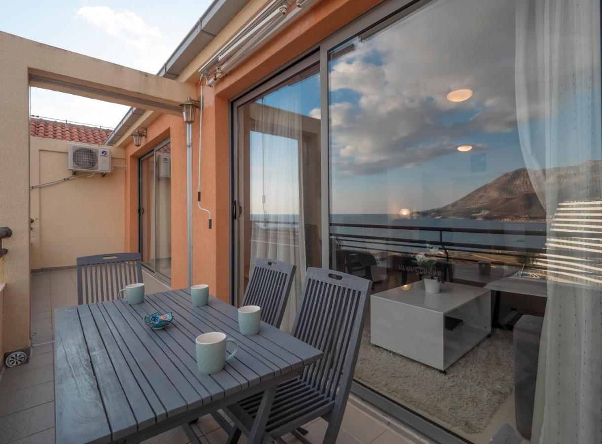 Sea View Two Bedroom Family Apartment With Pool - Sunset Ivanovici Bečići 外观 照片