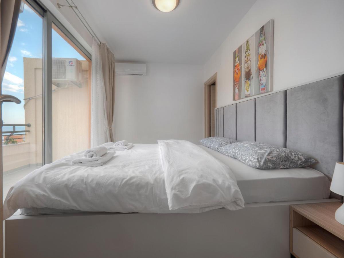 Sea View Two Bedroom Family Apartment With Pool - Sunset Ivanovici Bečići 外观 照片